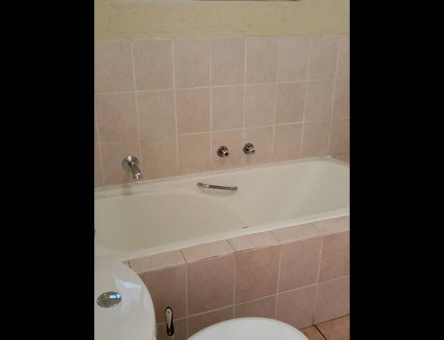 1 BEDROOM APARTMENT FOR SALE IN PAULSHOF